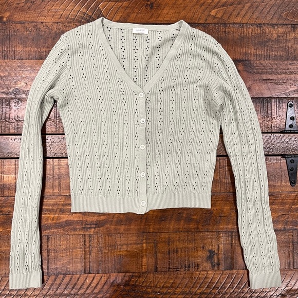 Brandy Melville Light Green Knit Cardigan - Picture 1 of 2